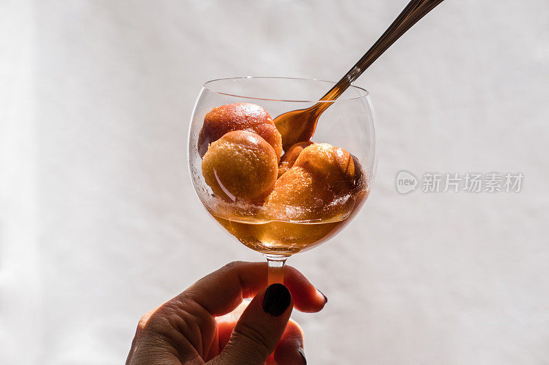 Babà and Rhum in a Glass